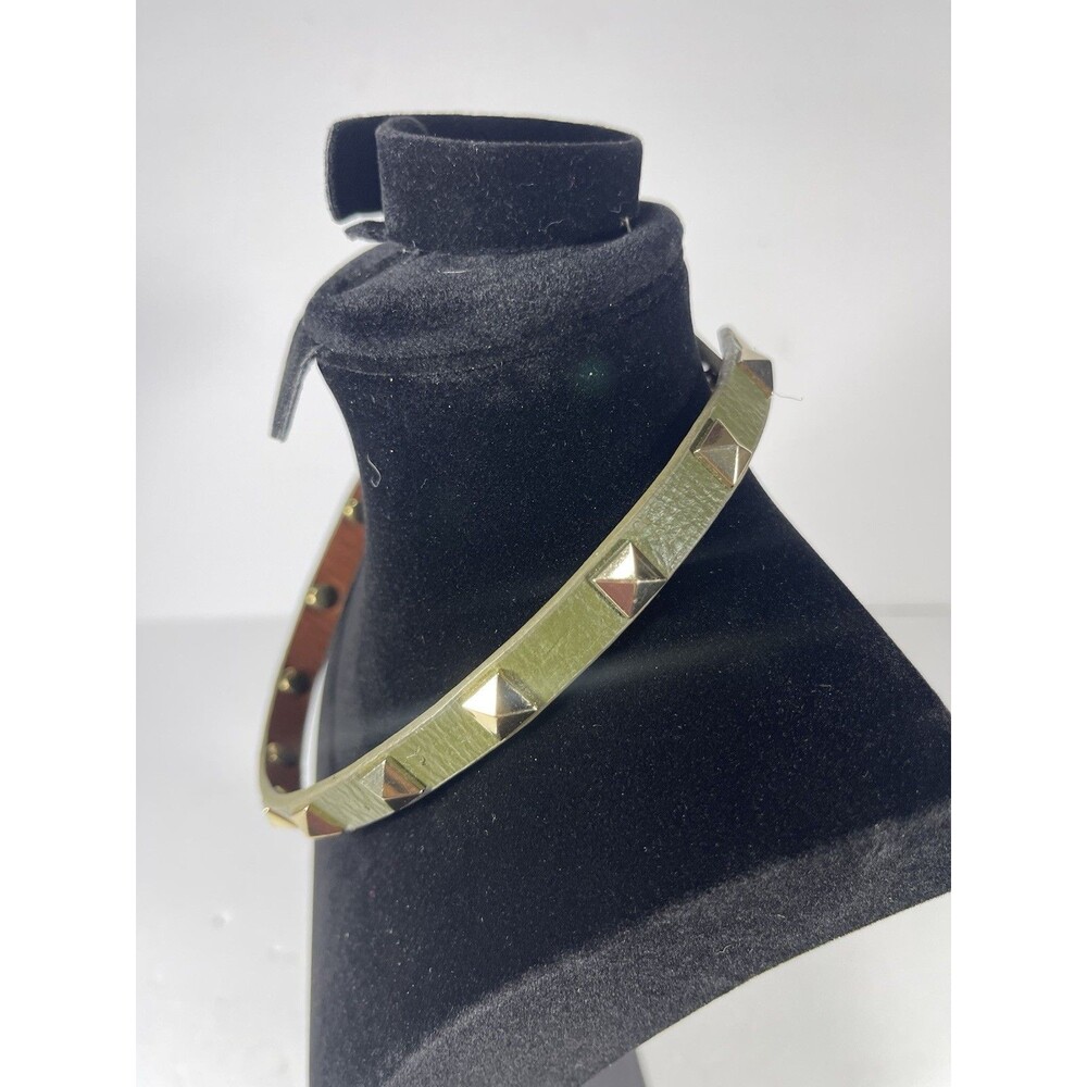 Olive Green Leather Studded Choker Necklace Gold Tone Pyramid Studs 15.5”
